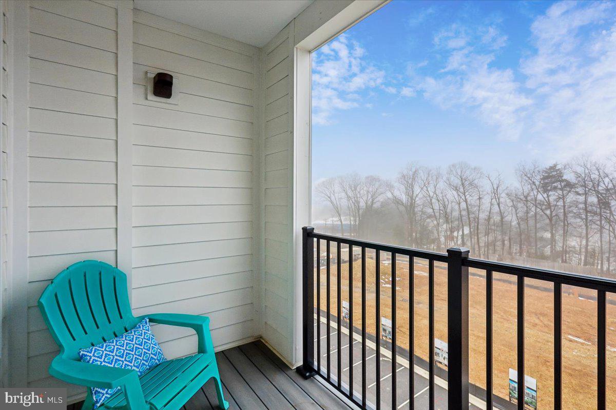 78 Old Mill Bottom Road North, Unit 409 Annapolis, MD 21409 - Photo 13 of 50 Balcony