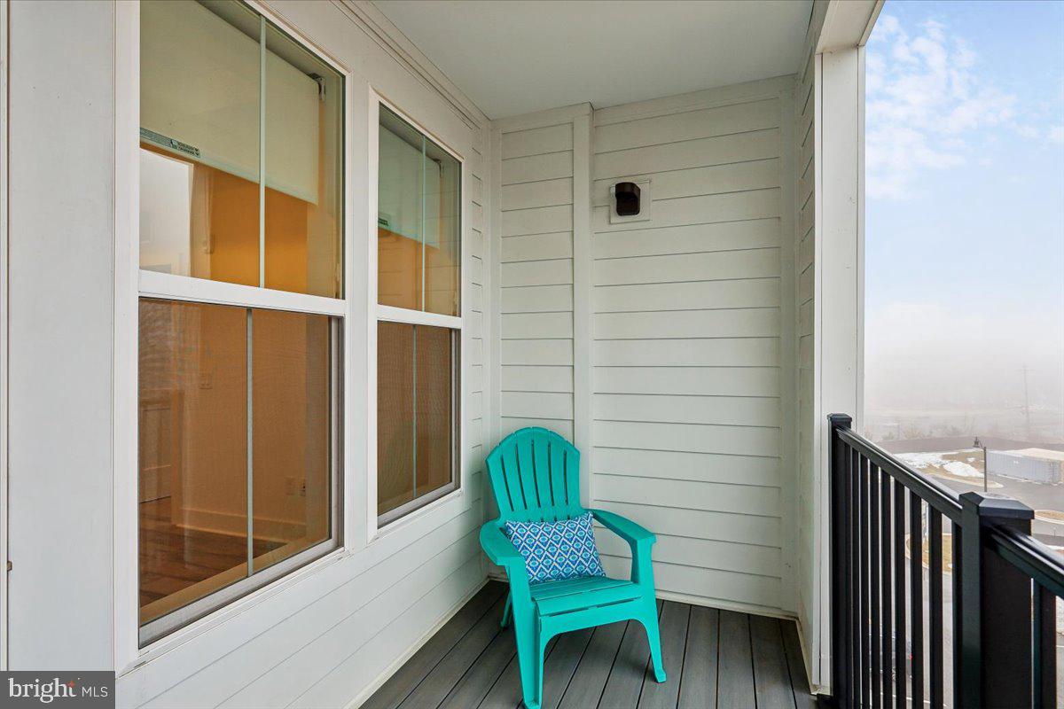 78 Old Mill Bottom Road North, Unit 409 Annapolis, MD 21409 - Photo 14 of 50 Balcony