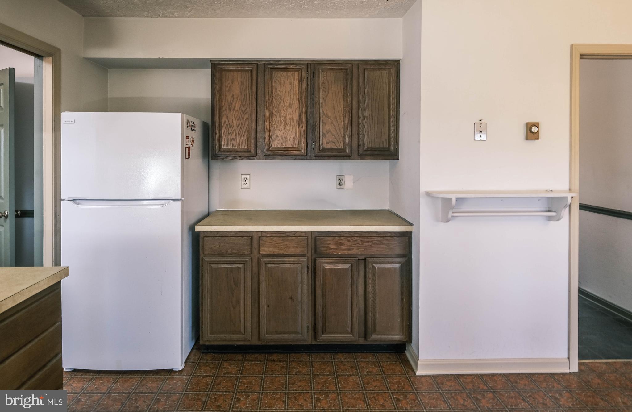 107 Richmond Road Front Royal, VA 22630 - Photo 11 of 75 Extra cabinet/counter space