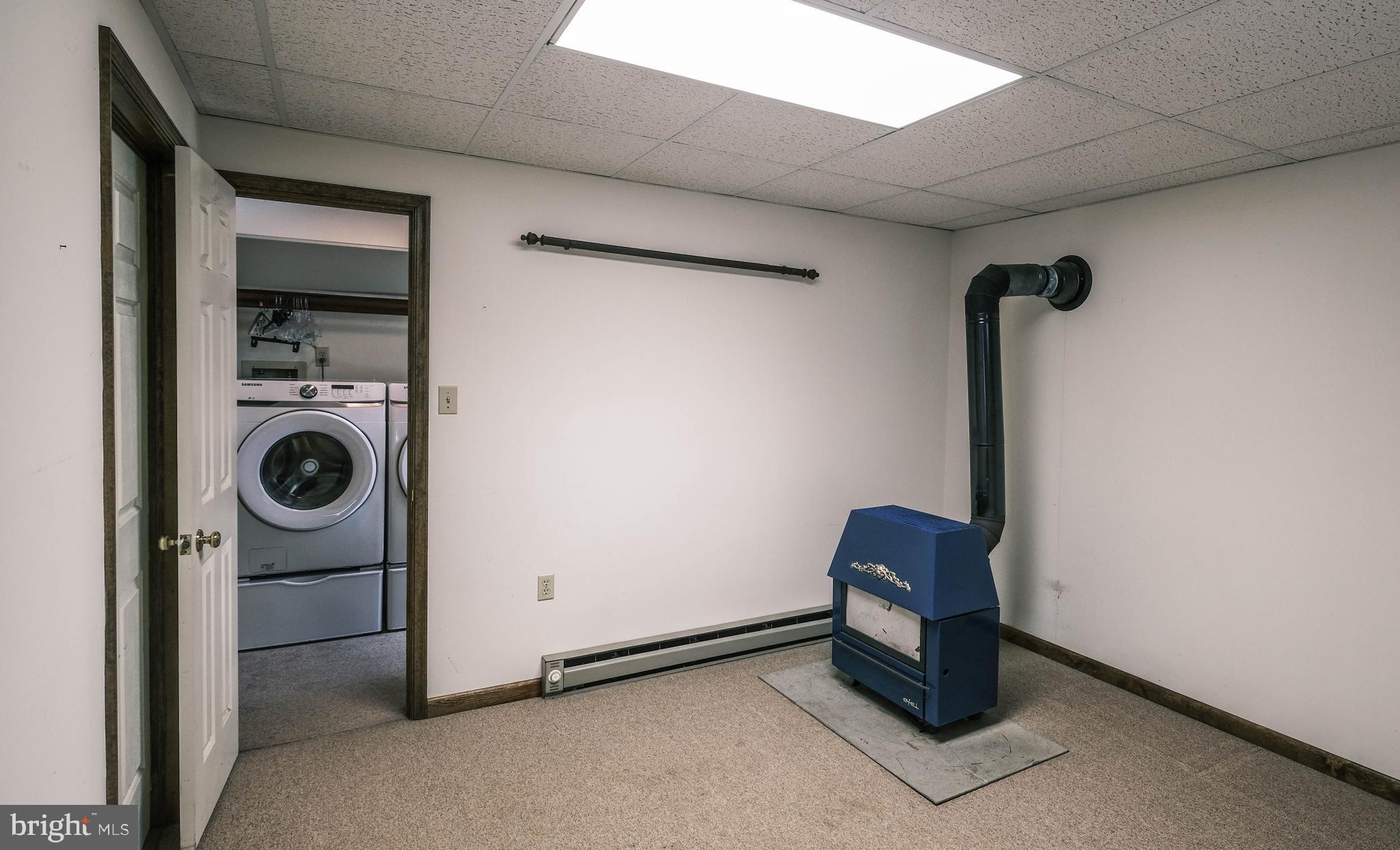 107 Richmond Road Front Royal, VA 22630 - Photo 24 of 72 This is in the lower guest room-12x12