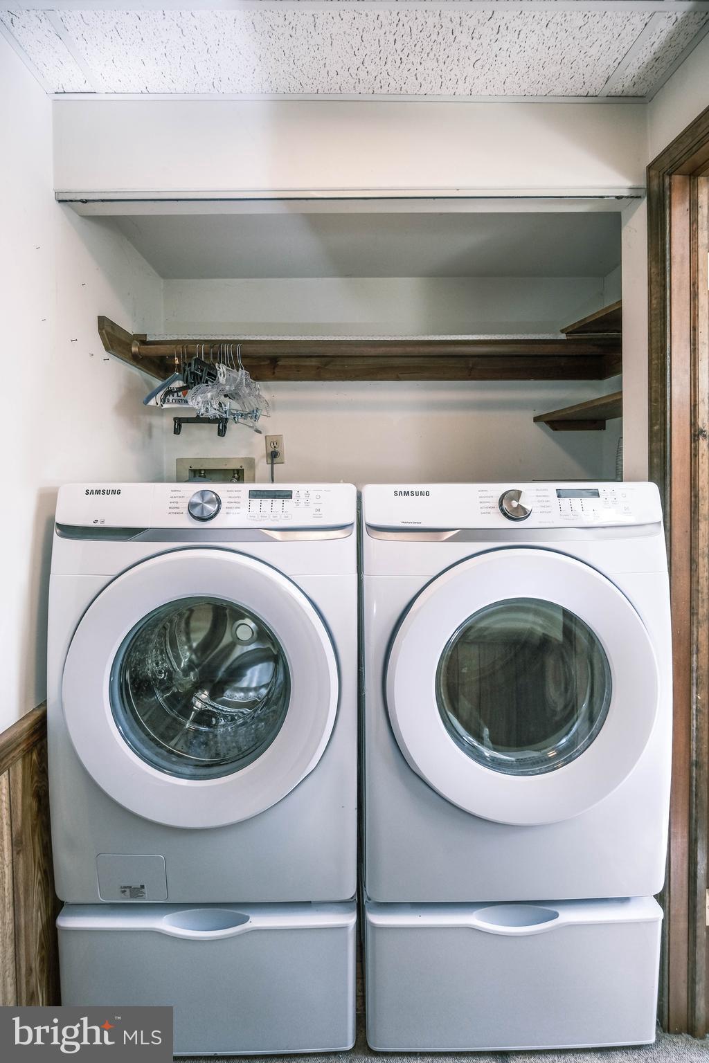 107 Richmond Road Front Royal, VA 22630 - Photo 26 of 72 Laundry area w/ newer washer/dryer