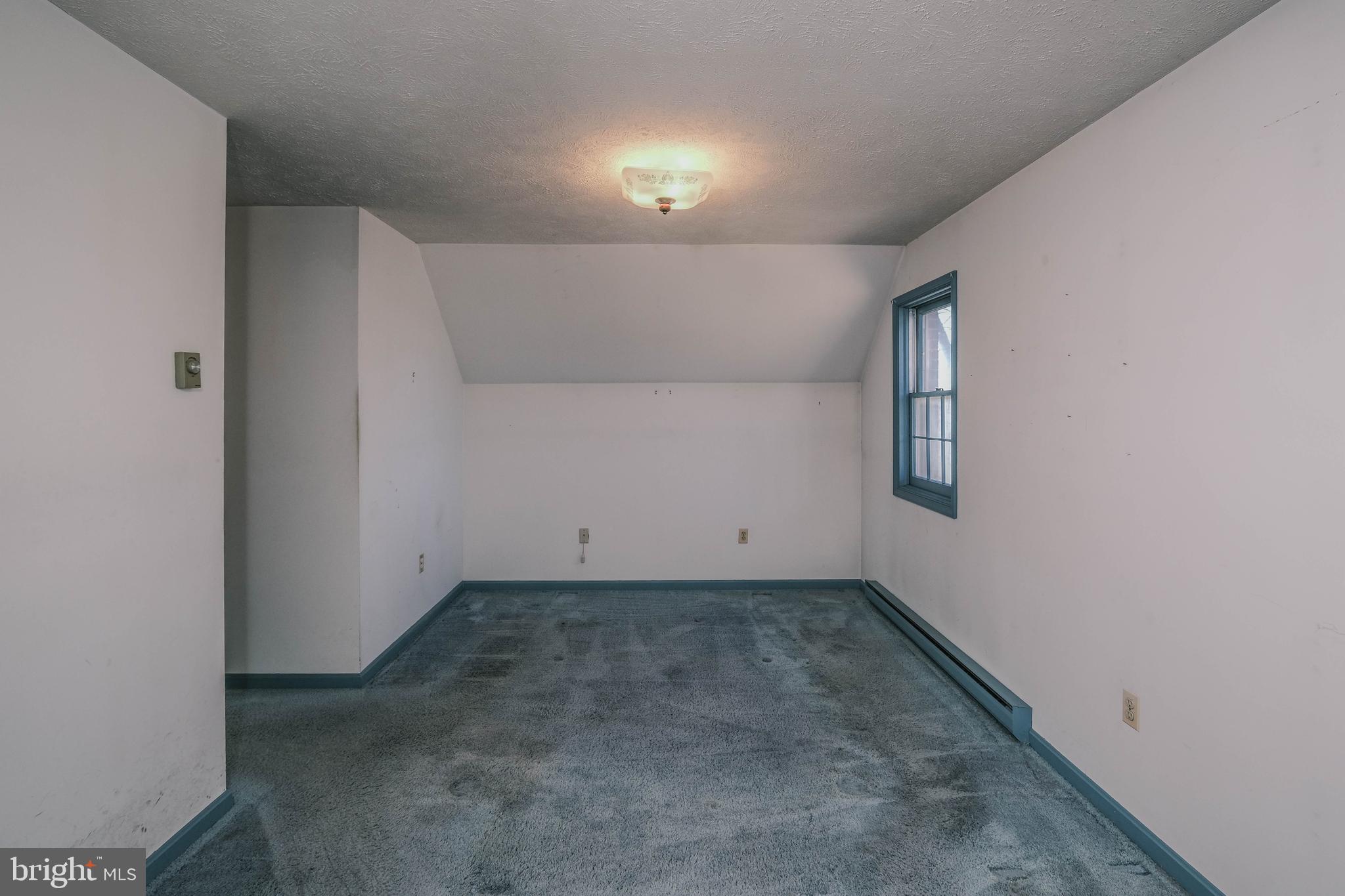 107 Richmond Road Front Royal, VA 22630 - Photo 34 of 72 Another view of primary bedroom