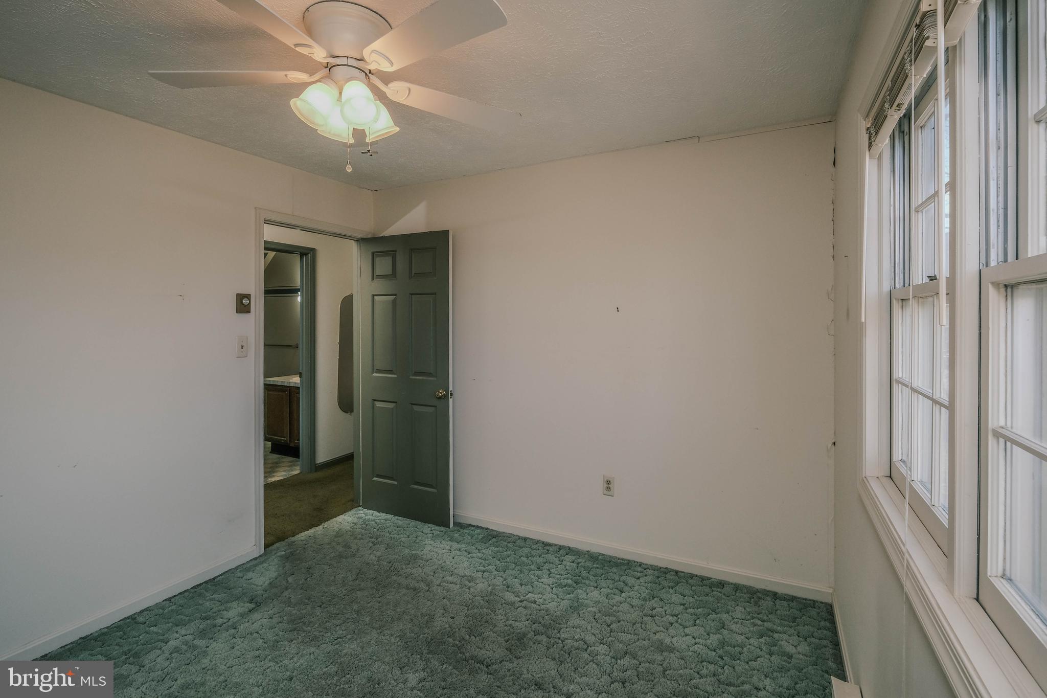 107 Richmond Road Front Royal, VA 22630 - Photo 41 of 72 2nd bedroom