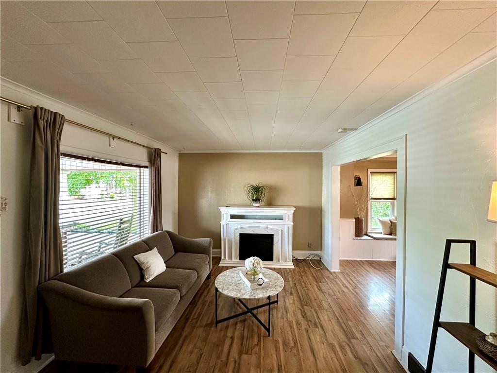 1028 Dewey Avenue New Castle, PA 16101 - Photo 12 of 38 Gallery Image 12