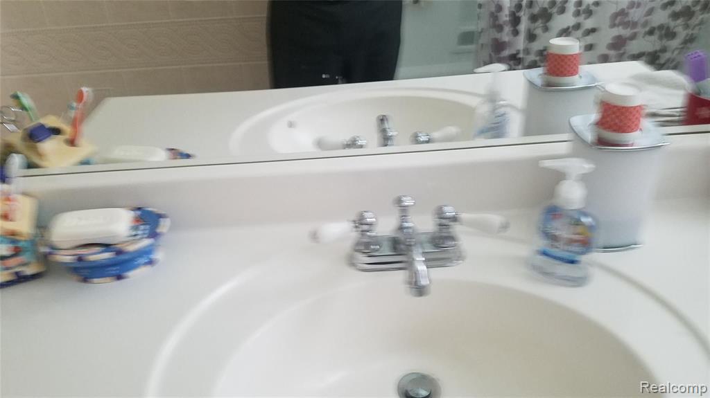 10486 West Mt Morris Road Flushing, MI 48433 - Photo 20 of 43
