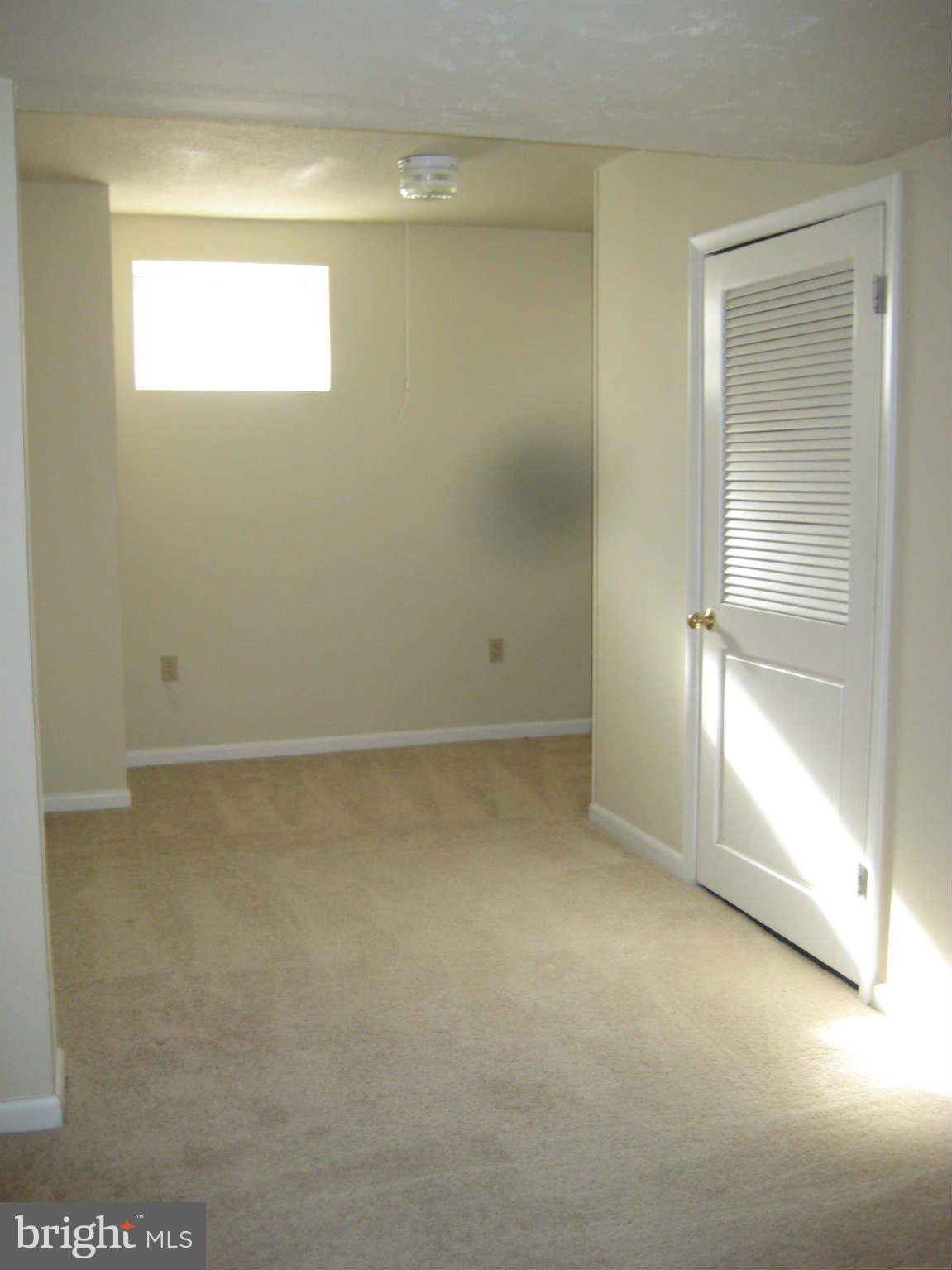 12221 Popes Head Road Fairfax, VA 22030 - Photo 13 of 29 Basement