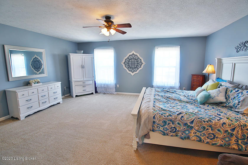 8304 Independence School Road Louisville, KY 40228 - Photo 18 of 40 r