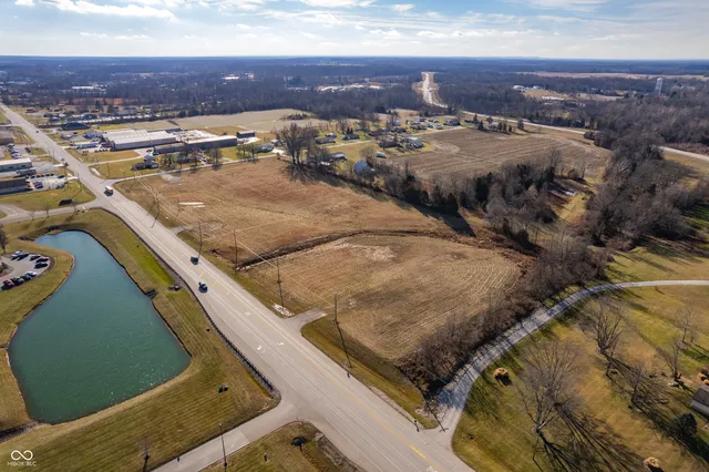 $650,000 | 3075 Highway 3, North Vernon, IN 47265