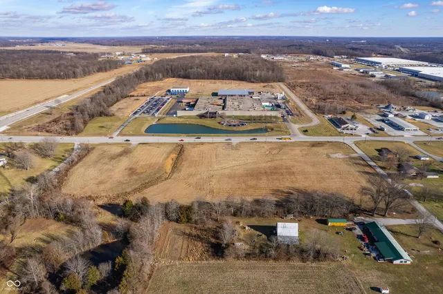 $650,000 | 3075 Highway 3, North Vernon, IN 47265