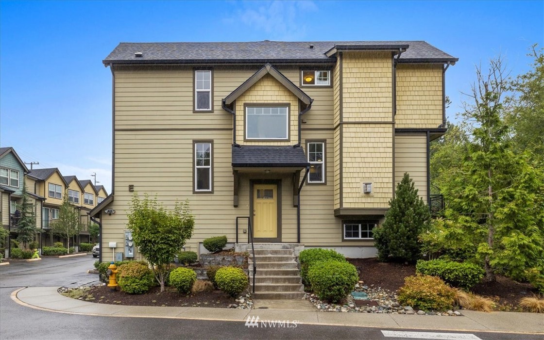 19102 20th Drive Southeast, Unit E101 Bothell, WA 98012 - Photo 2 of 39