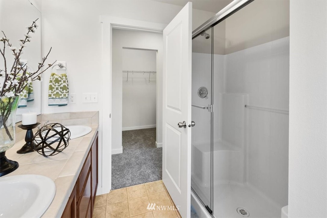 19102 20th Drive Southeast, Unit E101 Bothell, WA 98012 - Photo 23 of 39