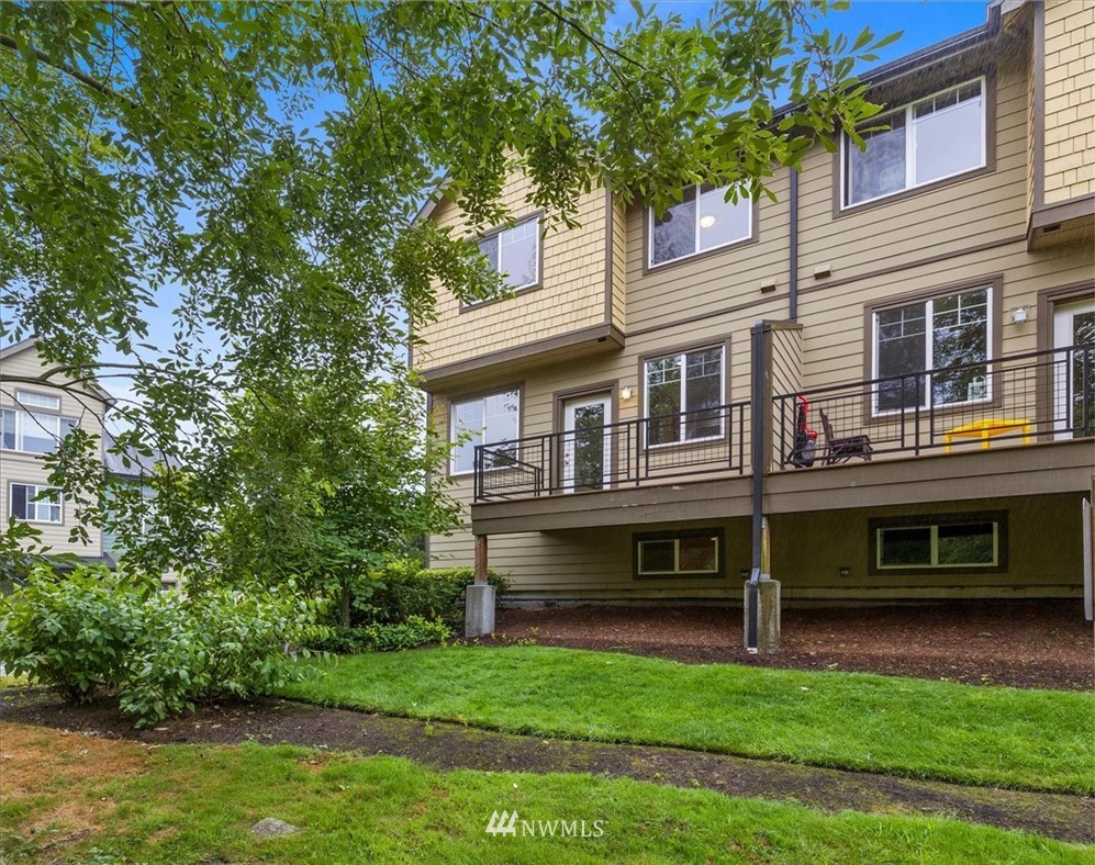 19102 20th Drive Southeast, Unit E101 Bothell, WA 98012 - Photo 38 of 39