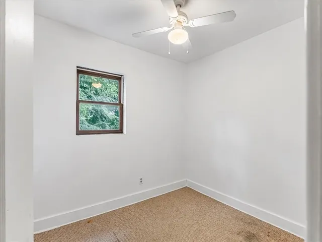 a view of a livingroom with an empty space