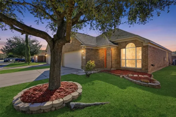 $1,875 | 2318 Village Leaf Drive, Spring, TX 77386