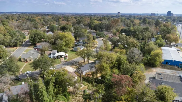 $235,000 | 1448 Crescent Drive, Tyler, TX 75702