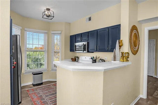 $2,800 | 23500 Walden Center Drive, Unit 303, Estero, FL 34134