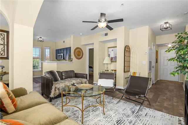 $2,800 | 23500 Walden Center Drive, Unit 303, Estero, FL 34134