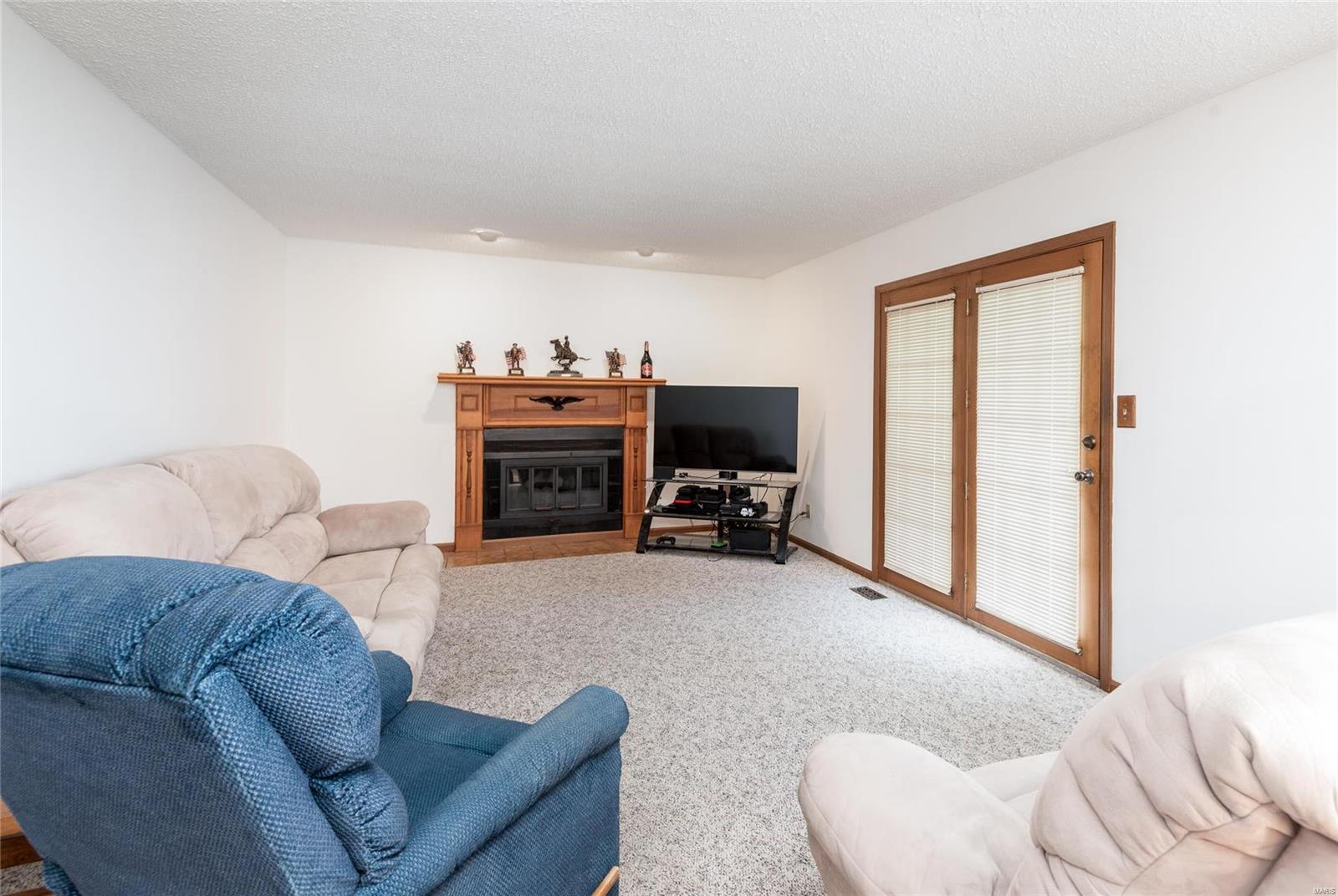 1981 Raintree Trail Collinsville, IL 62234 - Photo 4 of 23 Gallery Image 4