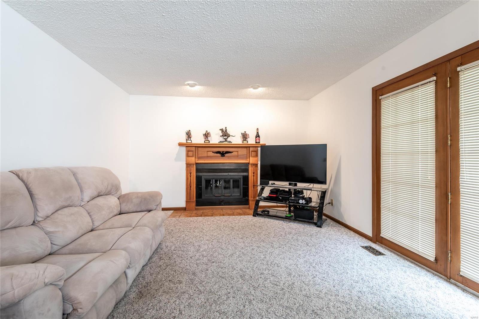 1981 Raintree Trail Collinsville, IL 62234 - Photo 5 of 23 Gallery Image 5