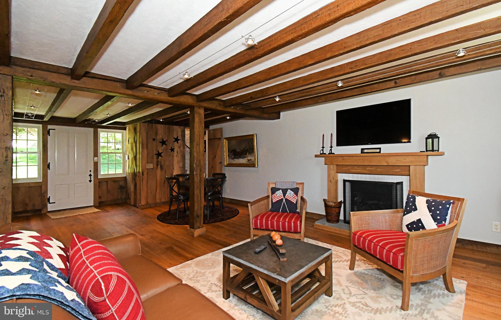 465 Pineville Road Newtown, PA 18940 - Photo 21 of 146 Carriage House Living Room