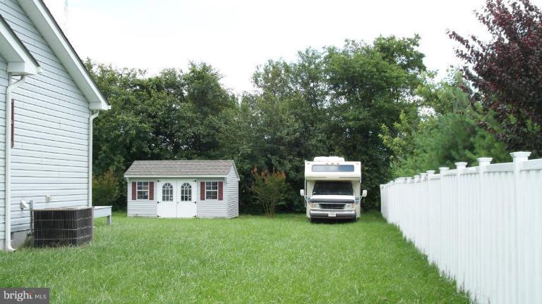 29118 Holly Road Easton, MD 21601 - Photo 4 of 8 Back yard