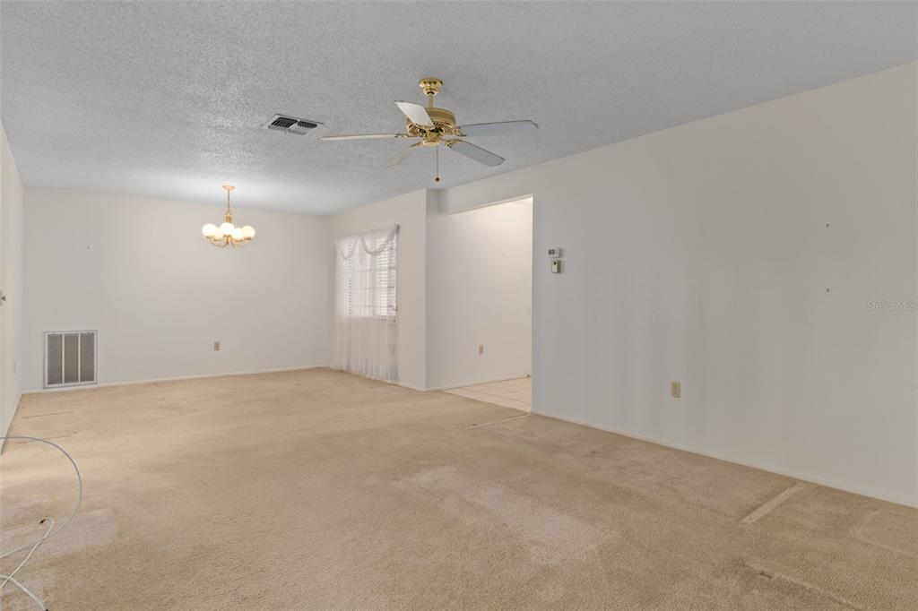 9474 Nakoma Way, Unit E Weeki Wachee, FL 34613 - Photo 8 of 31