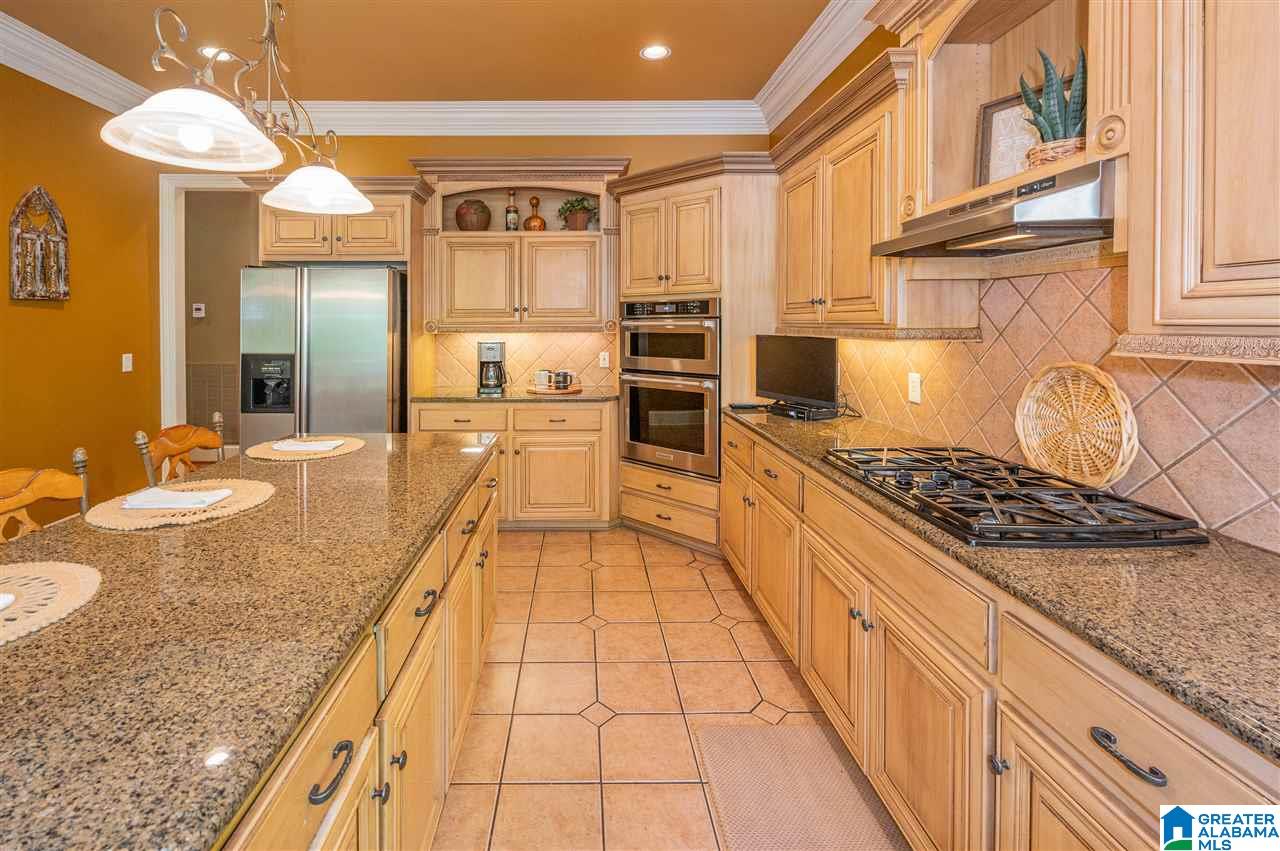 1513 Highland Gate Point Birmingham, AL 35244 - Photo 17 of 49