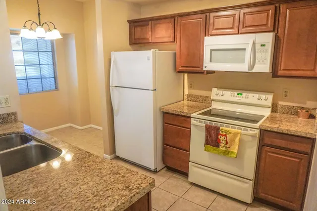 $242,000 | 930 North Mesa Drive, Unit 2027, Mesa, AZ 85201