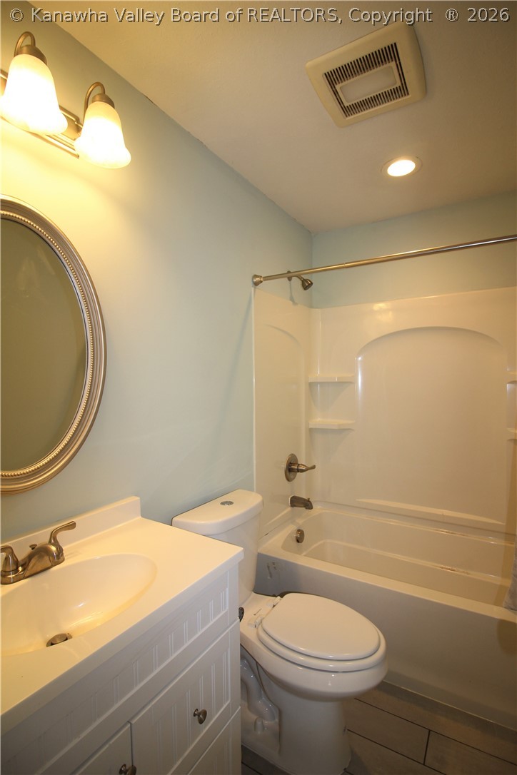 3867 Green Valley Road Huntington, WV 25701 - Photo 18 of 21 Gallery Image 18
