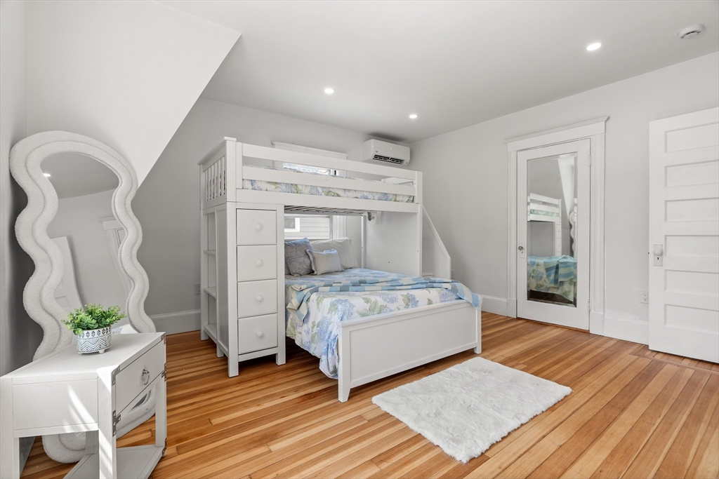 22 Hardy Road Swampscott, MA 01907 - Photo 18 of 32 Gallery Image 18