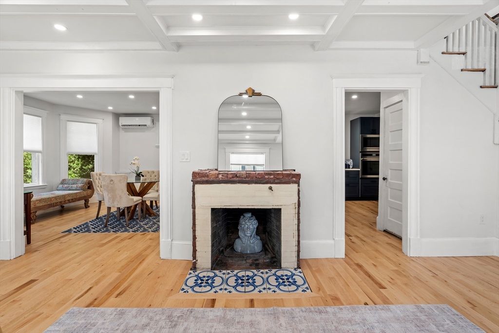 22 Hardy Road Swampscott, MA 01907 - Photo 8 of 32 Gallery Image 8