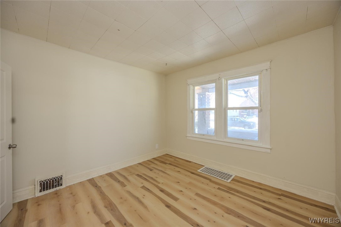 531 16th Street Niagara Falls, NY 14301 - Photo 25 of 50