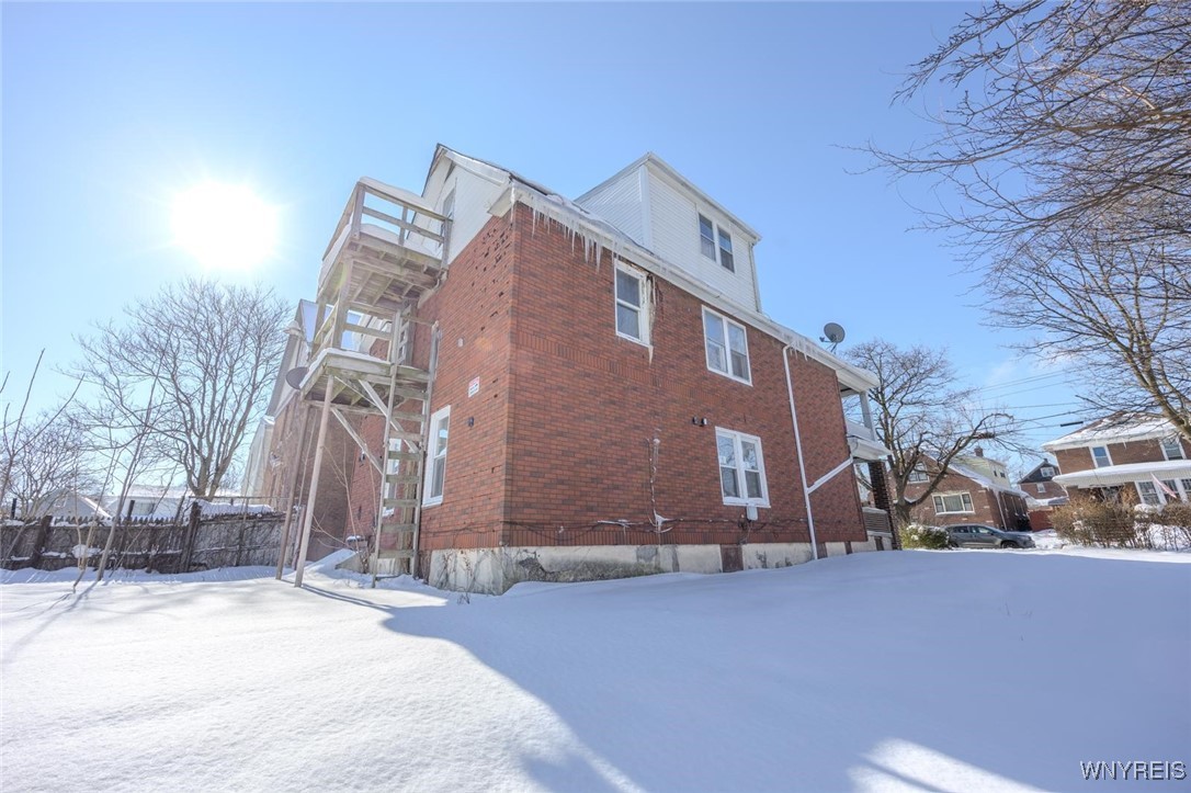 531 16th Street Niagara Falls, NY 14301 - Photo 8 of 50