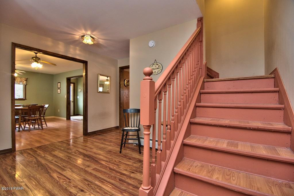 20 Davis Road Waymart, PA 18472 - Photo 43 of 56 Foyer View 2