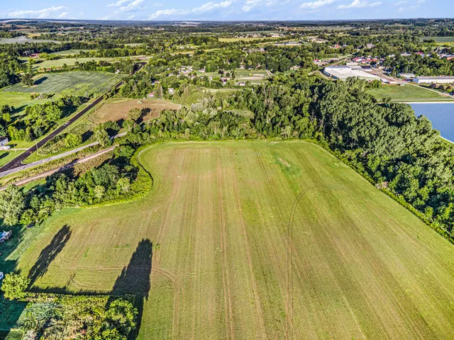 $465,000 | 291 North Ball Creek Road Northwest, Kent City, MI 49330