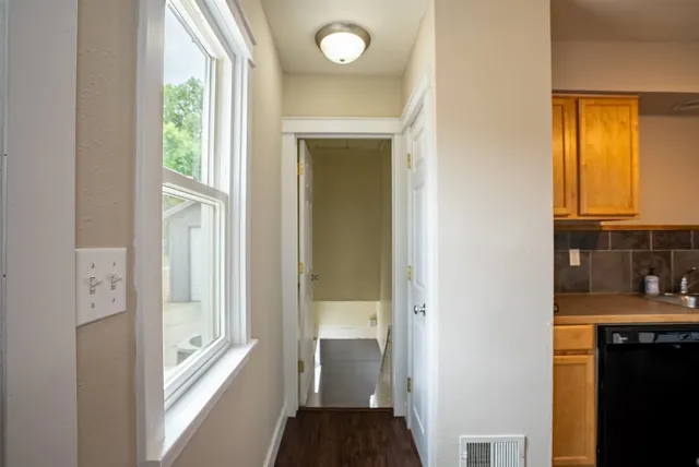 $300,000 | 4224 North Washington Street, Spokane, WA 99205