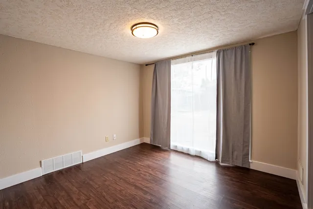 $300,000 | 4224 North Washington Street, Spokane, WA 99205