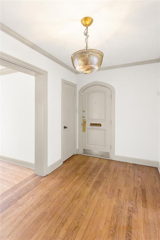 401 West 4th Street Tyler, TX 75701 - Photo 2 of 34 a view of empty room with wooden floor and fan