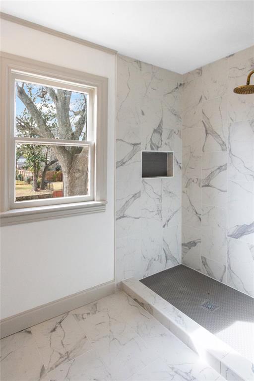 401 West 4th Street Tyler, TX 75701 - Photo 30 of 34 a view of a small space with a window