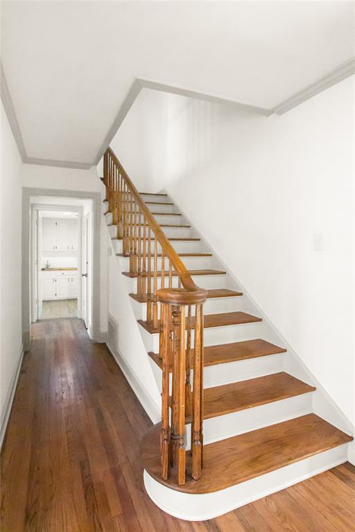 401 West 4th Street Tyler, TX 75701 - Photo 9 of 34 a view of entryway and hall with wooden floor