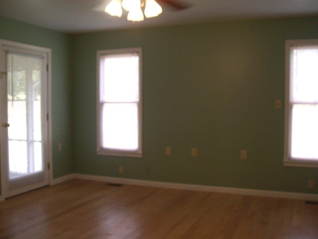 470 North Barton Road Taylors, SC 29687 - Photo 12 of 20 Gallery Image 12