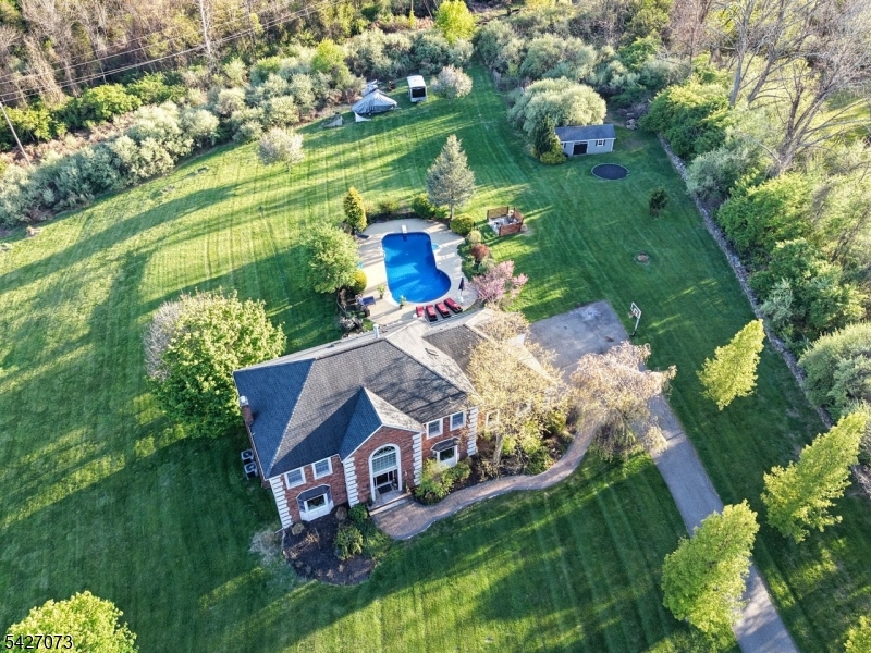 7 Woodfield Road Newton, NJ 07860 - Photo 2 of 45