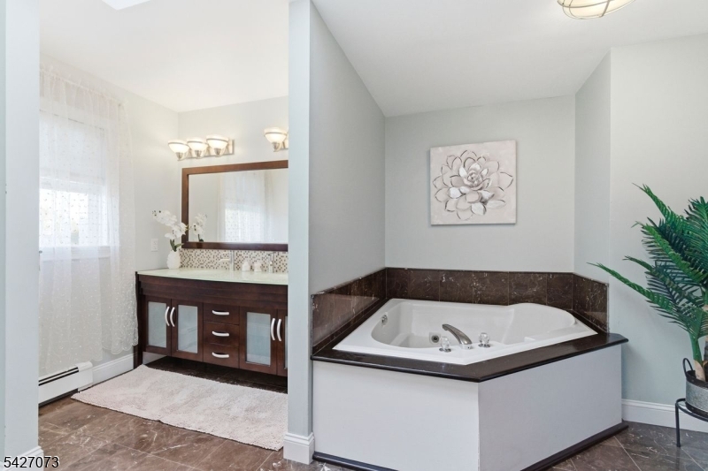 7 Woodfield Road Newton, NJ 07860 - Photo 29 of 45