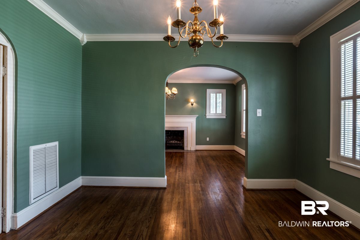 1908 Old Government Street Mobile, AL 36606 - Photo 9 of 32 Dining Room