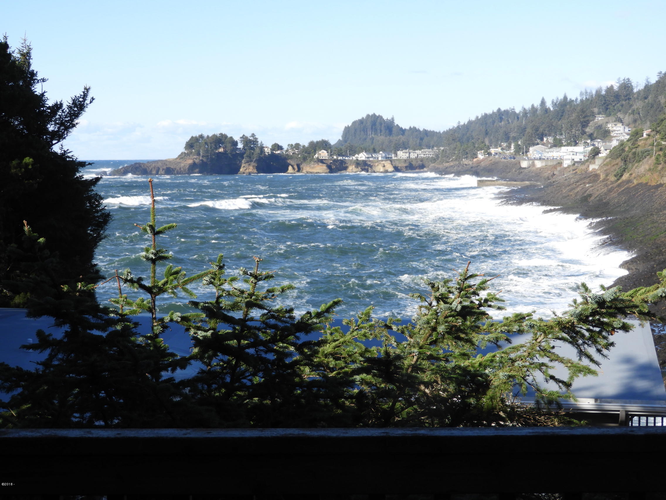 145 South Point Street Depoe Bay, OR 97341 - Photo 6 of 20 2018-02-22 15.03.51