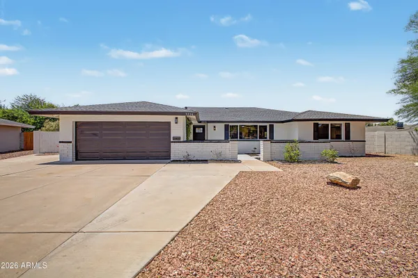 $739,000 | 3234 South Allred Drive, Tempe, AZ 85282