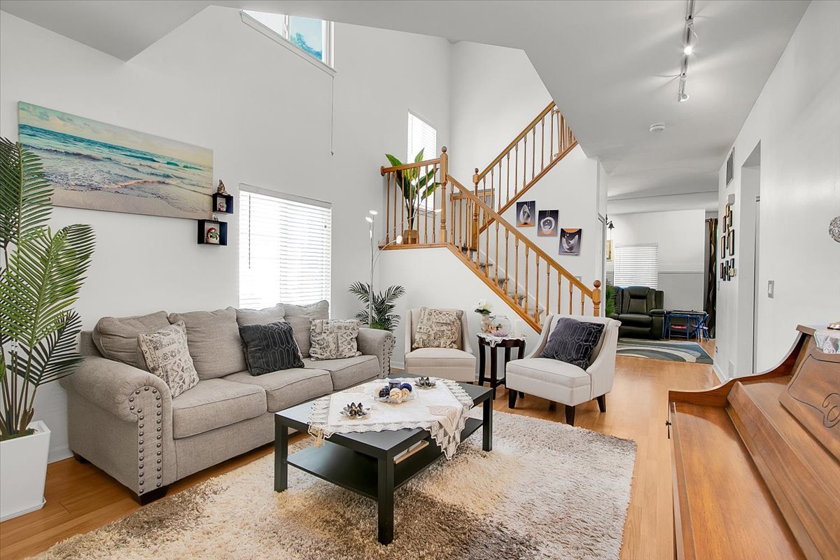 2616 Idaho Road Naperville, IL 60564 - Photo 5 of 30