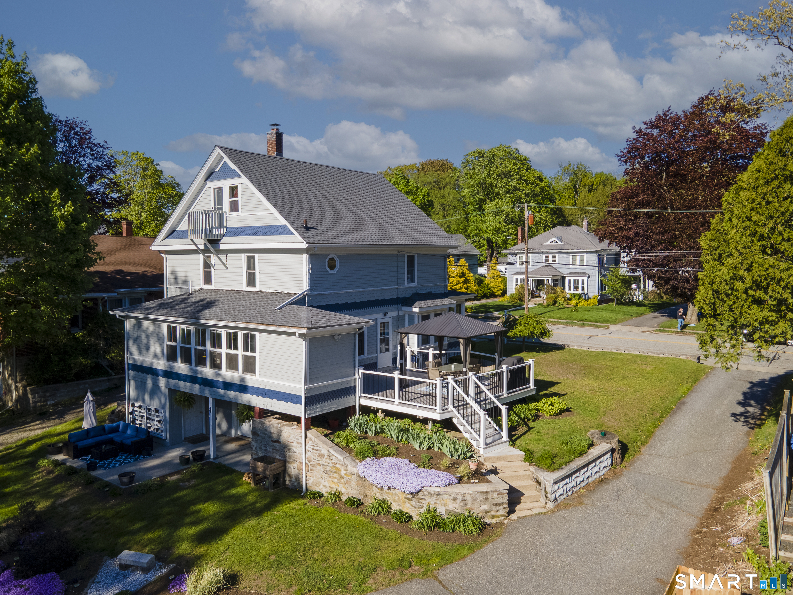 107 Broad Street Killingly, CT 06239 - Photo 3 of 34