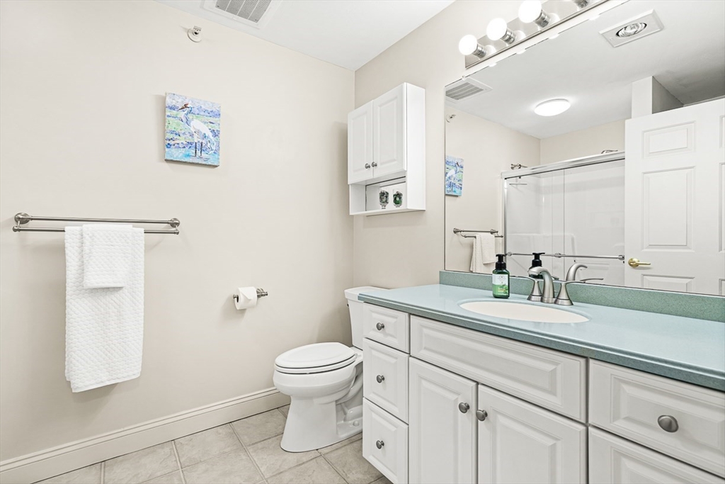 135 Beach Road, Unit B308 Salisbury, MA 01952 - Photo 18 of 36