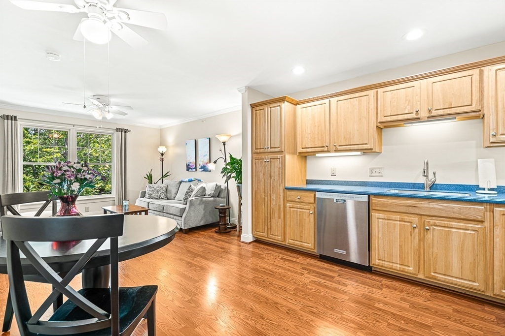 135 Beach Road, Unit B308 Salisbury, MA 01952 - Photo 8 of 36